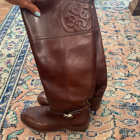 Tory Burch leather boots - Picture 2 of 3